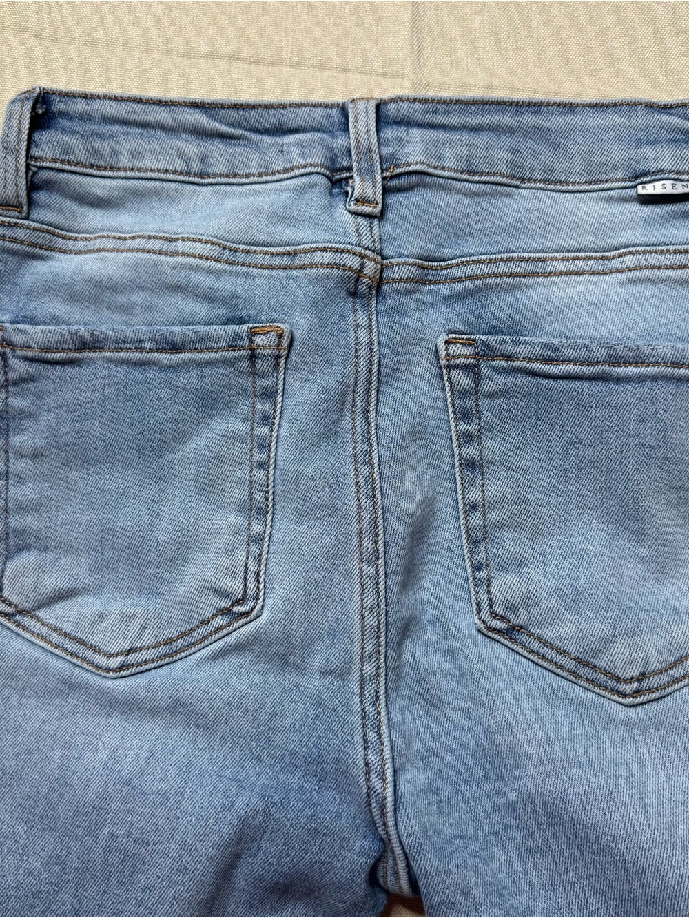 Risen High Rise Flare Jeans Raw Hem Light Wash Stretch Size 7/28 - Picture 11 of 12